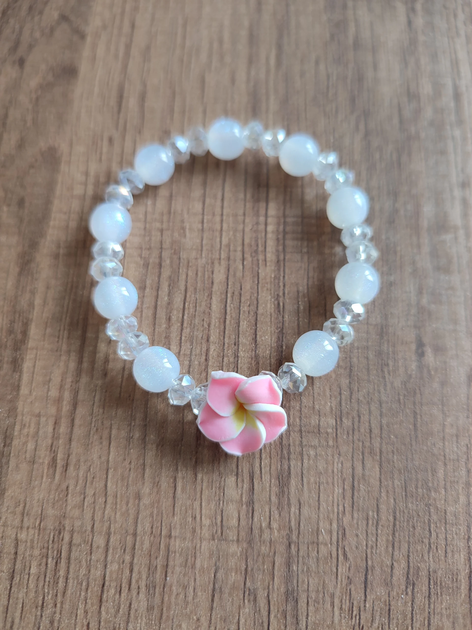 Bracelet de perle de la collection Tiaré Cristal de couleur rose