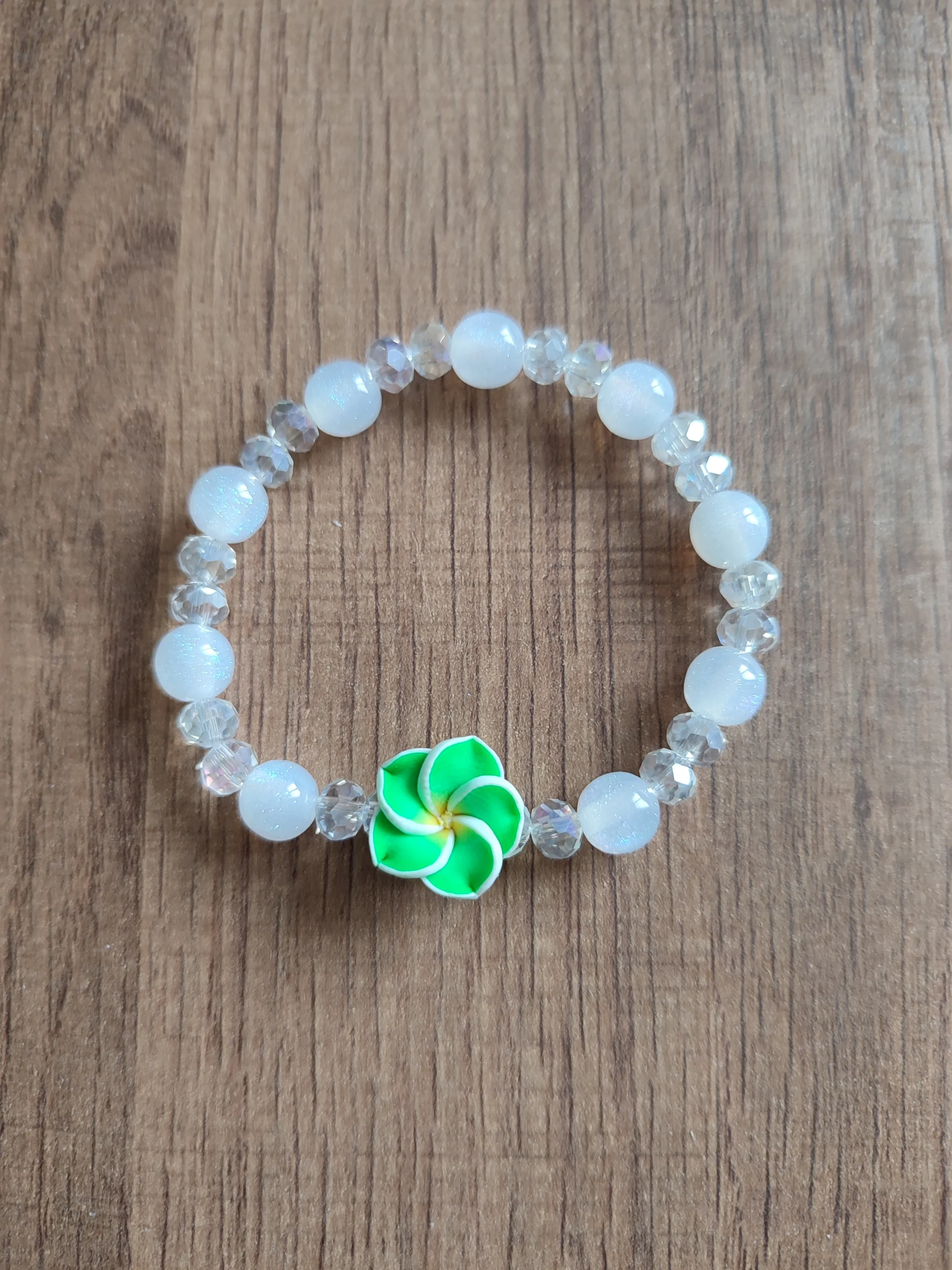 Bracelet de perle de la collection Tiaré Cristal de couleur vert