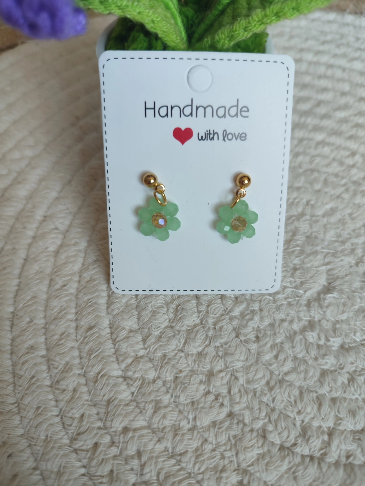 Boucles d'oreilles Pétalia fait à la main en perle de couleur verte