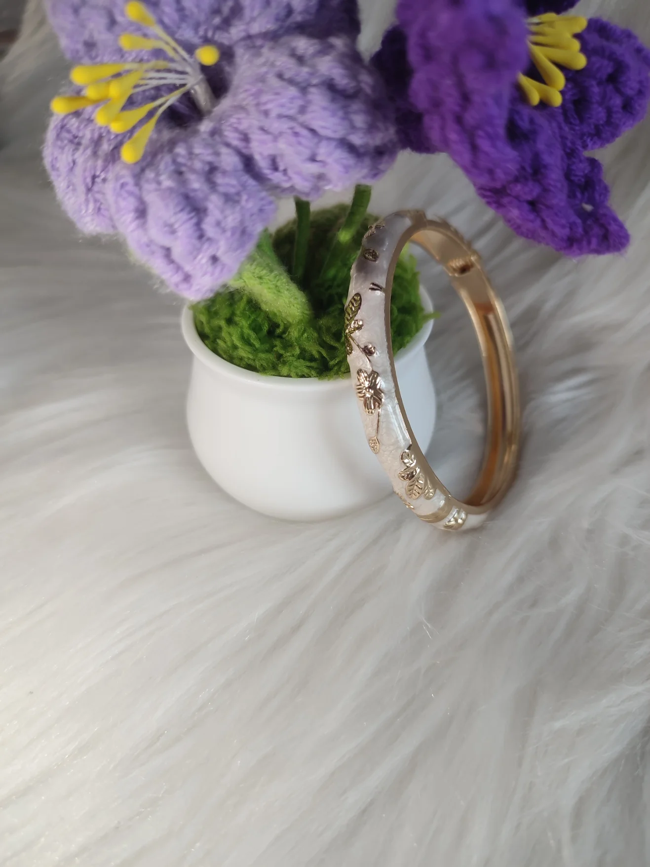 Bracelet de la collection Feuille d'or de couleur blanc