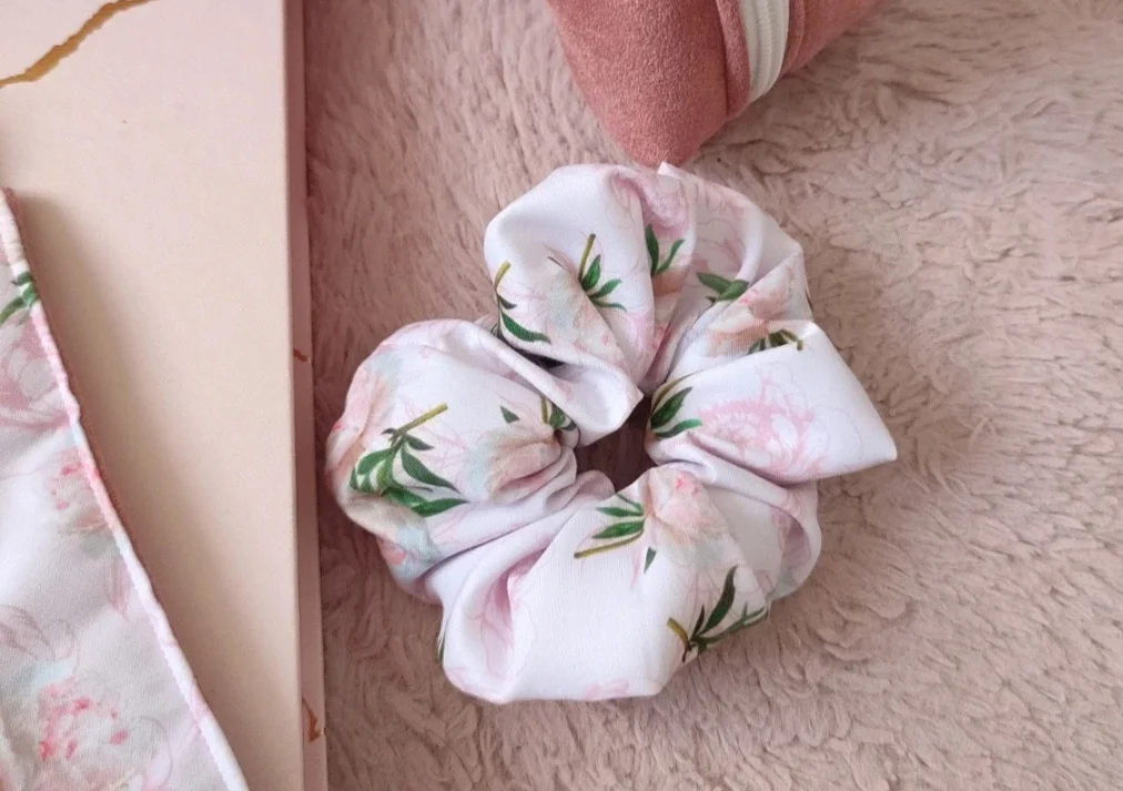 Chouchou pivoine poudrée