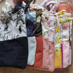 Les différentes pochettes à livres