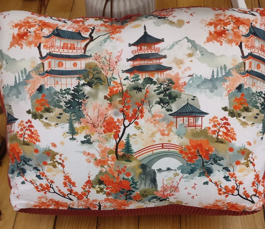 Coussin de lecture Rêve Kyoto, tissus mtif japonais et tissus côtelé brique vue de dos